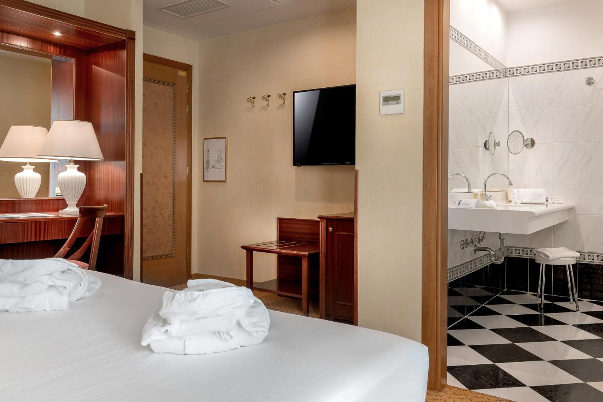 Hotel De Londres Rimini Quarto foto