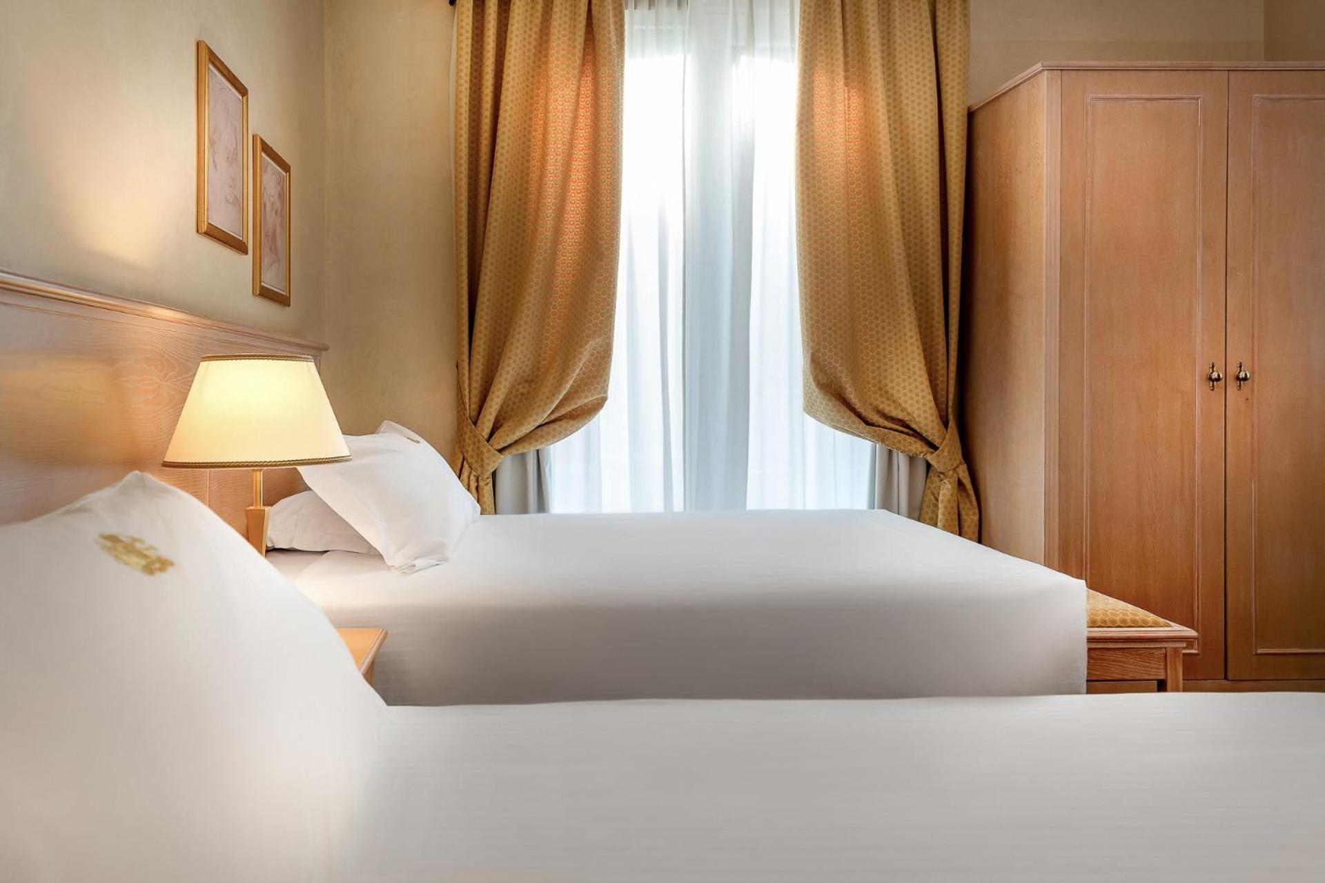 Hotel De Londres Rimini Quarto foto
